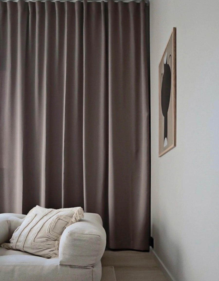 Flame retardant curtain Hawick brown