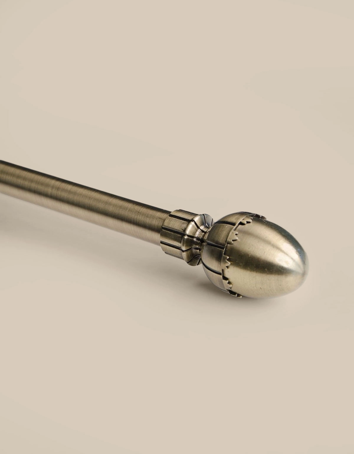 Gardinstång antikmässing