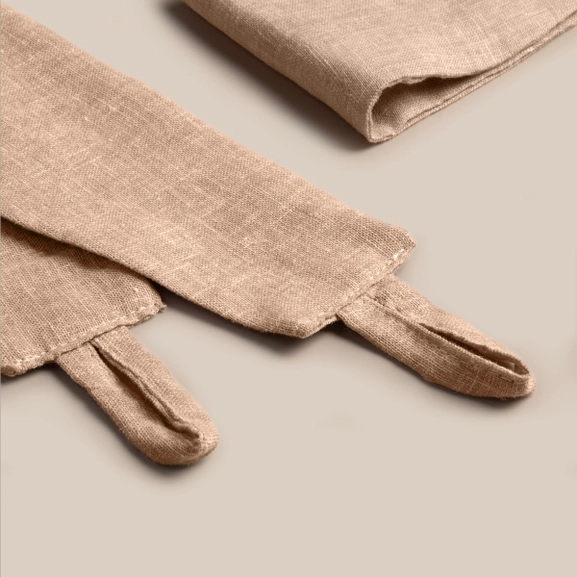 Beiget gardinomtag i tyg