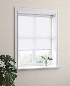 Blackout roller blind white Opal 38 mm, made-to-measure