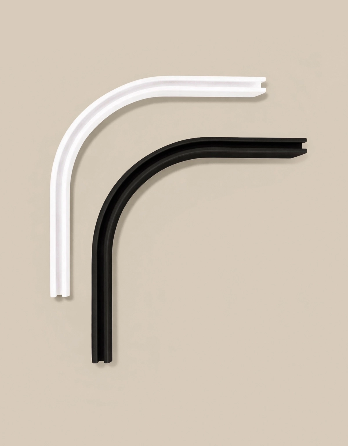 vinkelböj-svart-vit-cabinskena