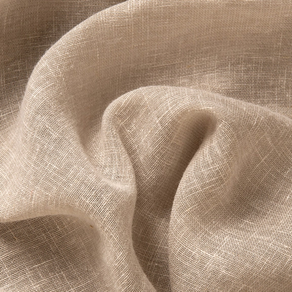 Närbild gardintyg Saga beige