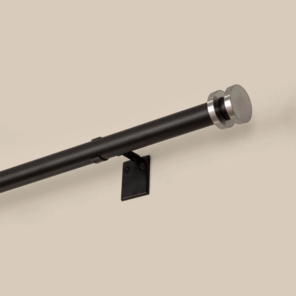 12304-gardinstang-infront-round-1