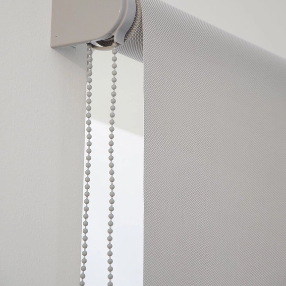 Screen roller blind light gray side pull chain