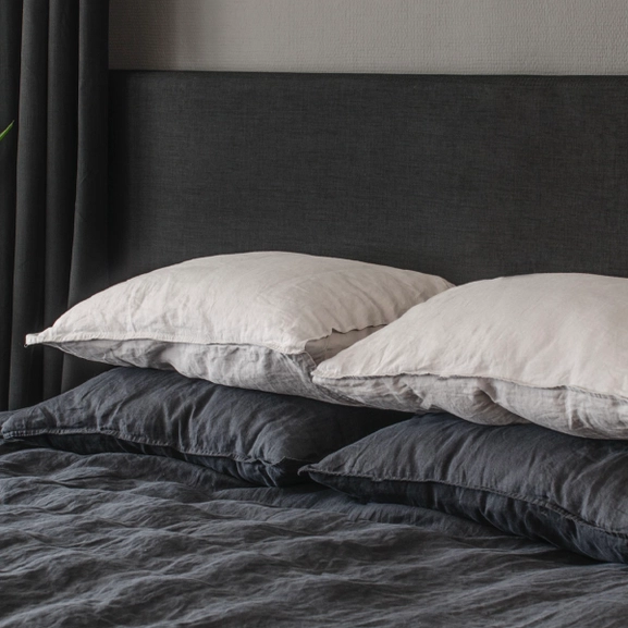 Sänggavel LECTUS SQUARE™ i mörkgrått