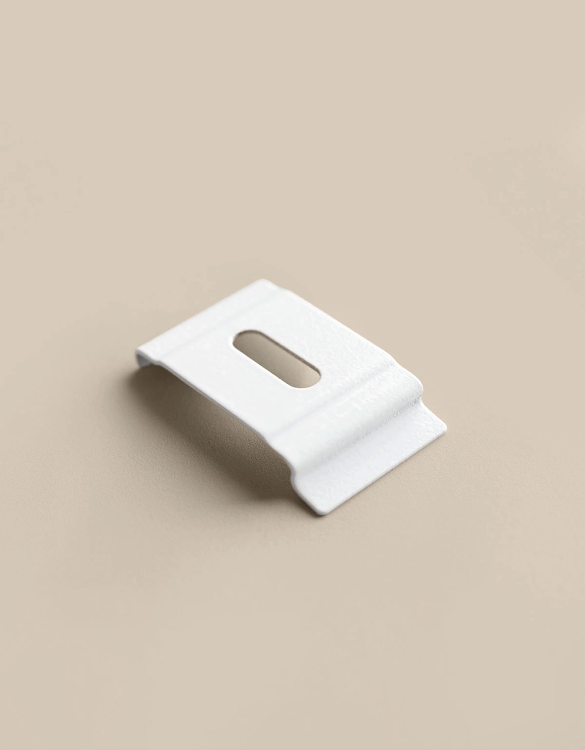 Klickfäste till flerspårsskena