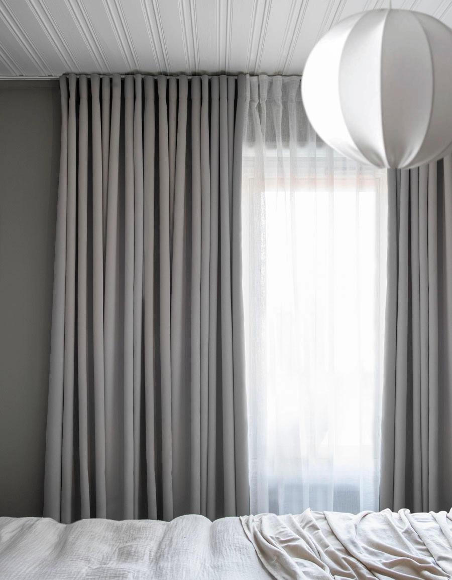 Curtain Svala, dim-out, light grey, extra long and wide