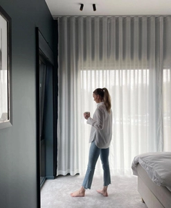 Måttillverkad gardin Viska, vit