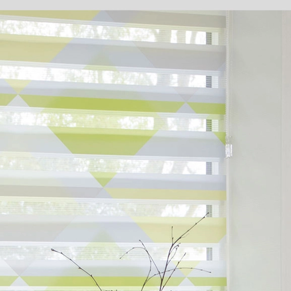 Designer roller blind with Triangel pattern