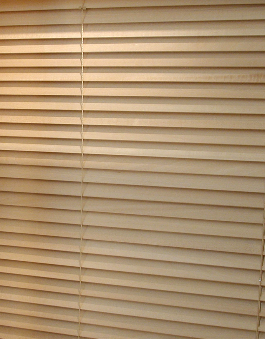 Wooden Venetian blind natural 27 mm