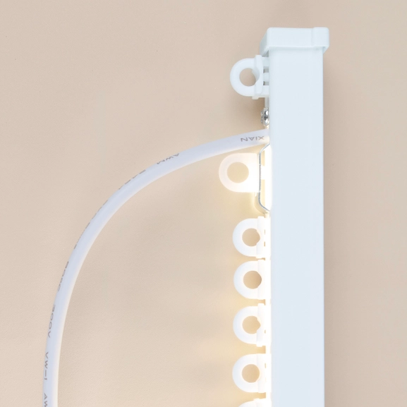 Ambiance skena, vit, takmonterad med led belysning