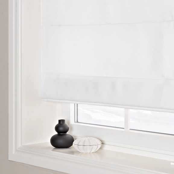 Hissgardin Vida vit med lina