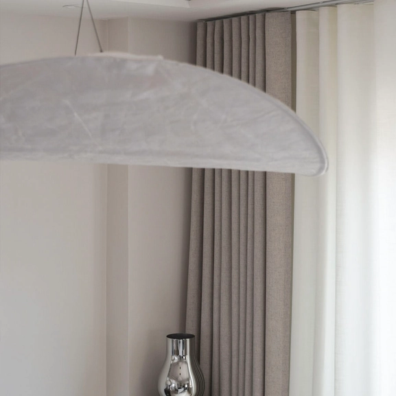 Gråmelerad gardin Lina med waveuppsättning