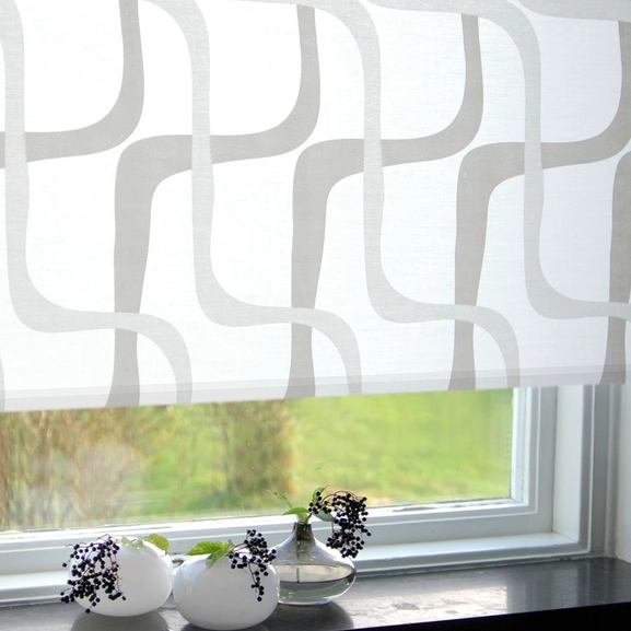 Made-to-measure, screening roller blind, white