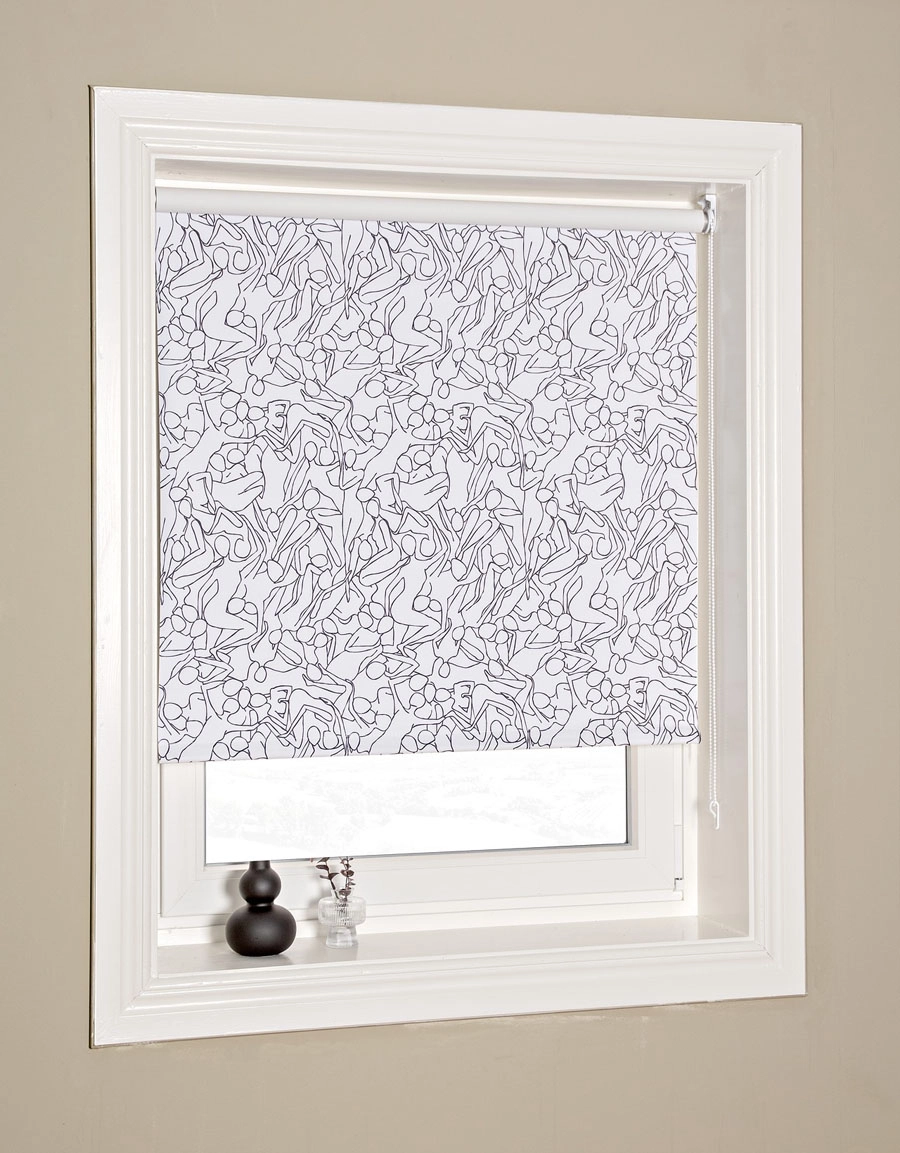 Mörkläggande rullgardin med mönster av kvinnor