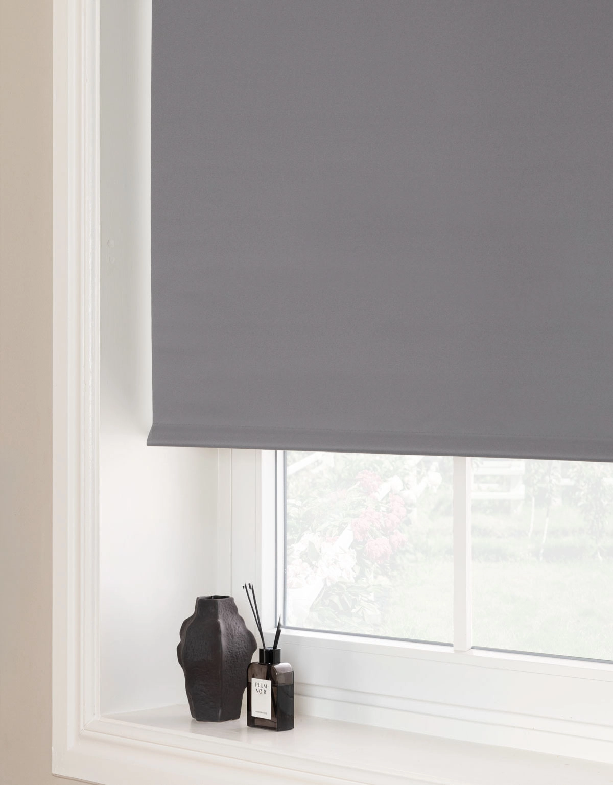 mörkläggande-grå-rullgardin-28mm