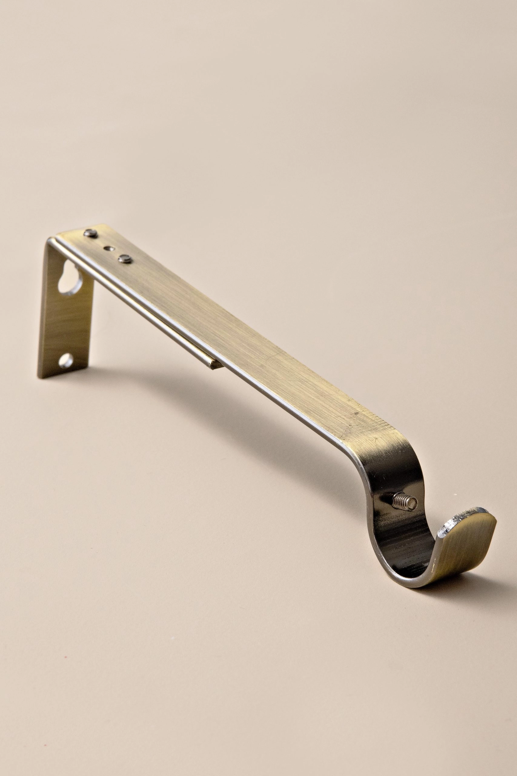 13657_antikmässing