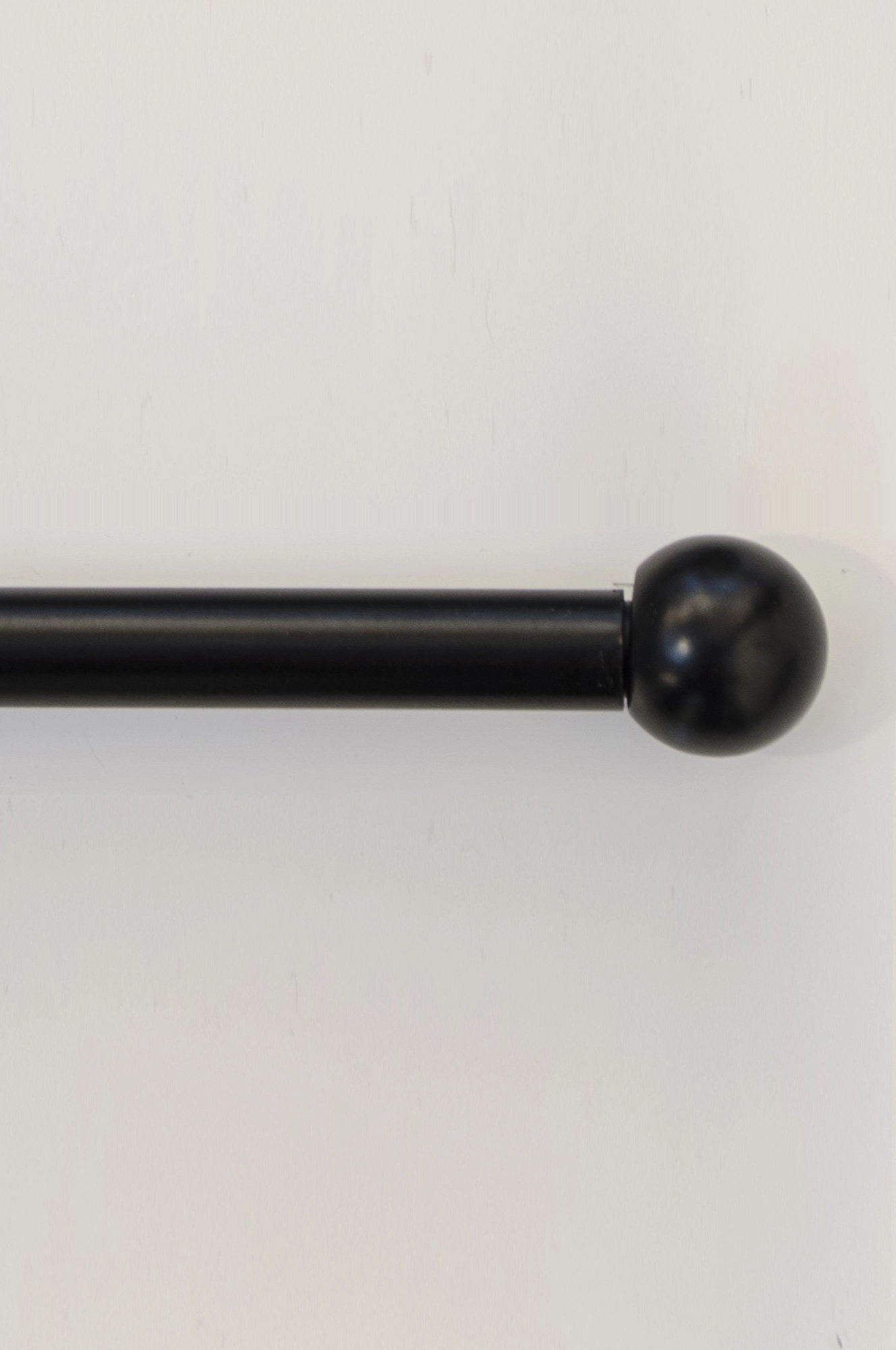 Luna curtain rod black Hasta