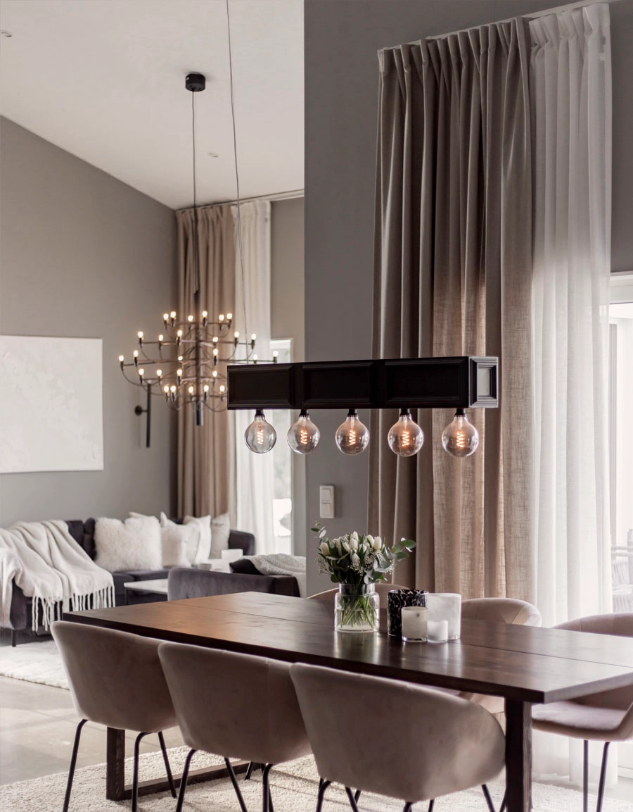 Beiga gardiner i matrum