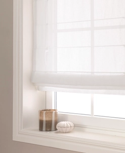 Avskärmande vit hissgardin