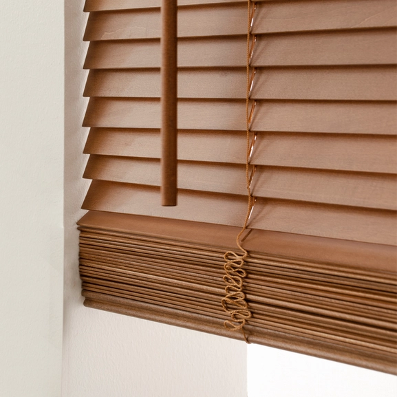 Wooden Venetian blind, slat width 27 mm, cherry, 130 cm height