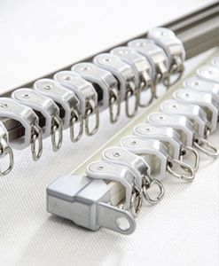 Gardinskena Bendable, vit eller ljusguld, 200 cm & 250 cm