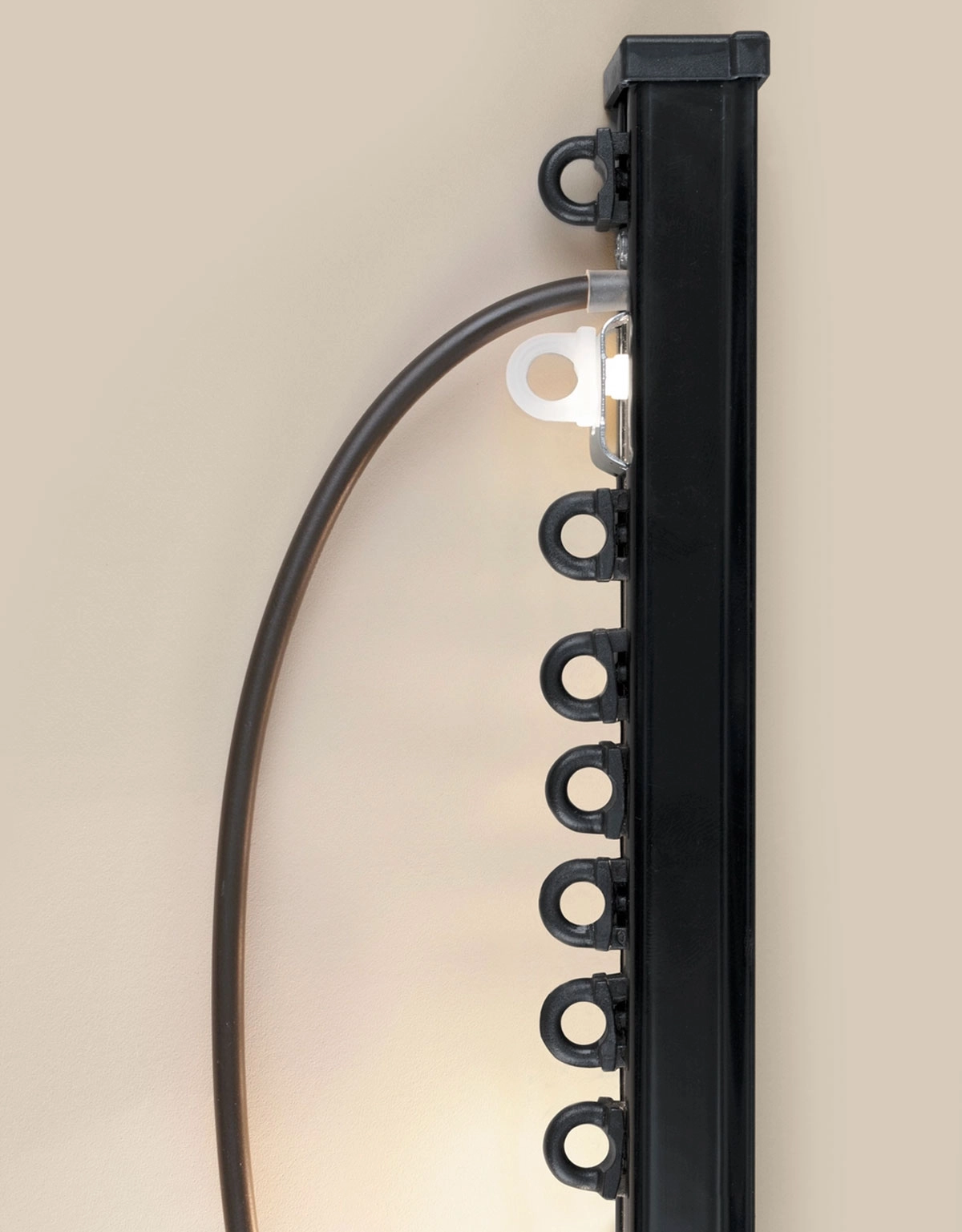 Ambiance skena, svart, takmonterad med led belysning