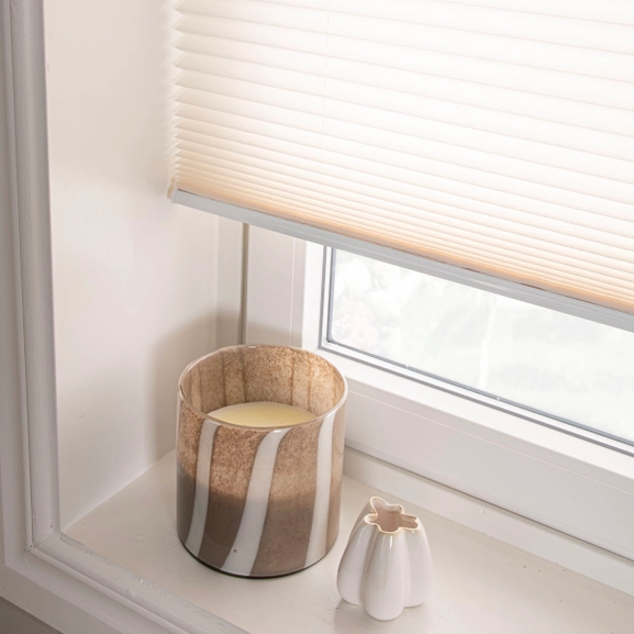 Avskärmande plisségardin