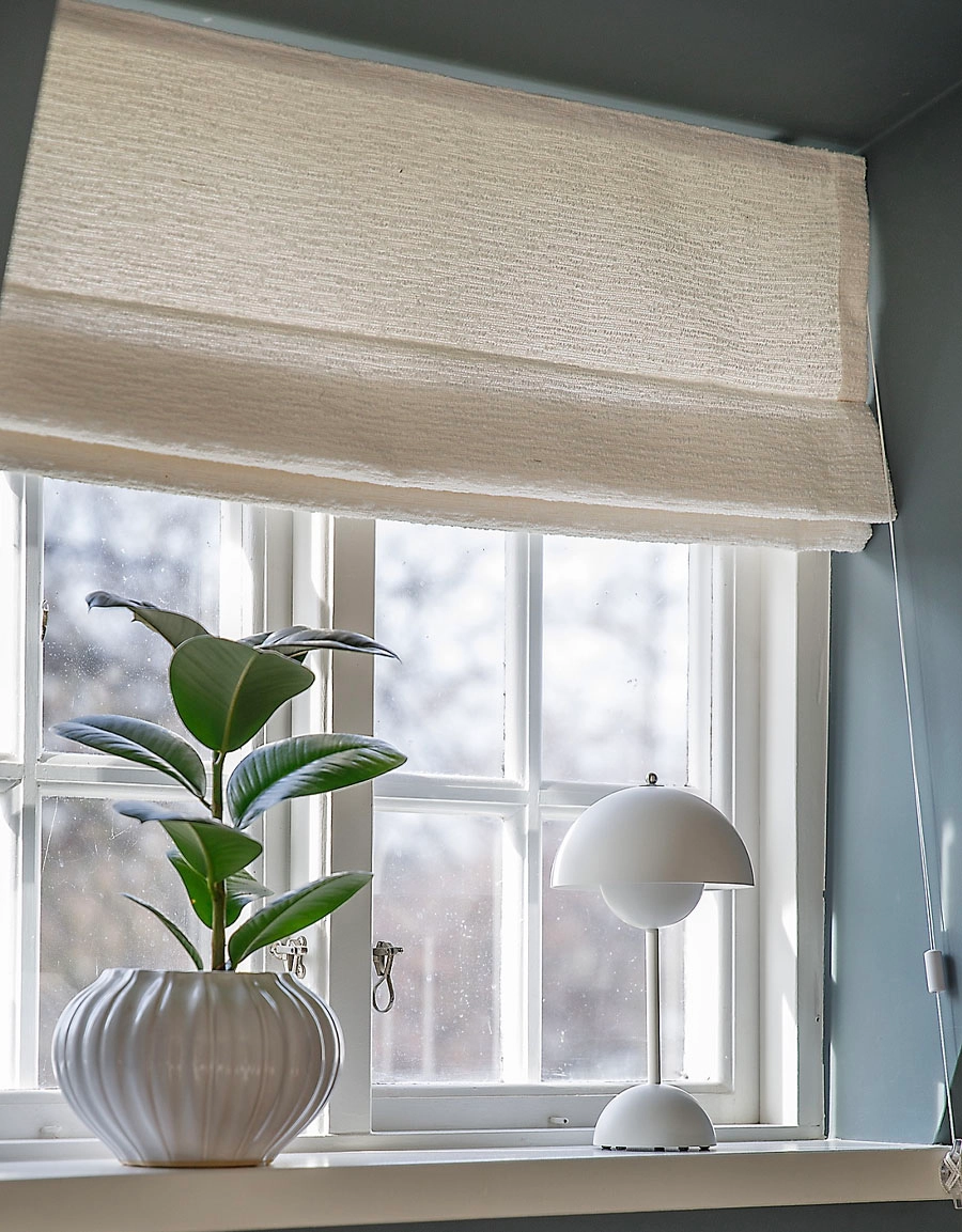 Hissgardin Hilma, lina, måttillverkad, vit