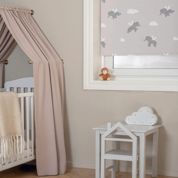 Mörkläggande rullgardin med djurmotiv