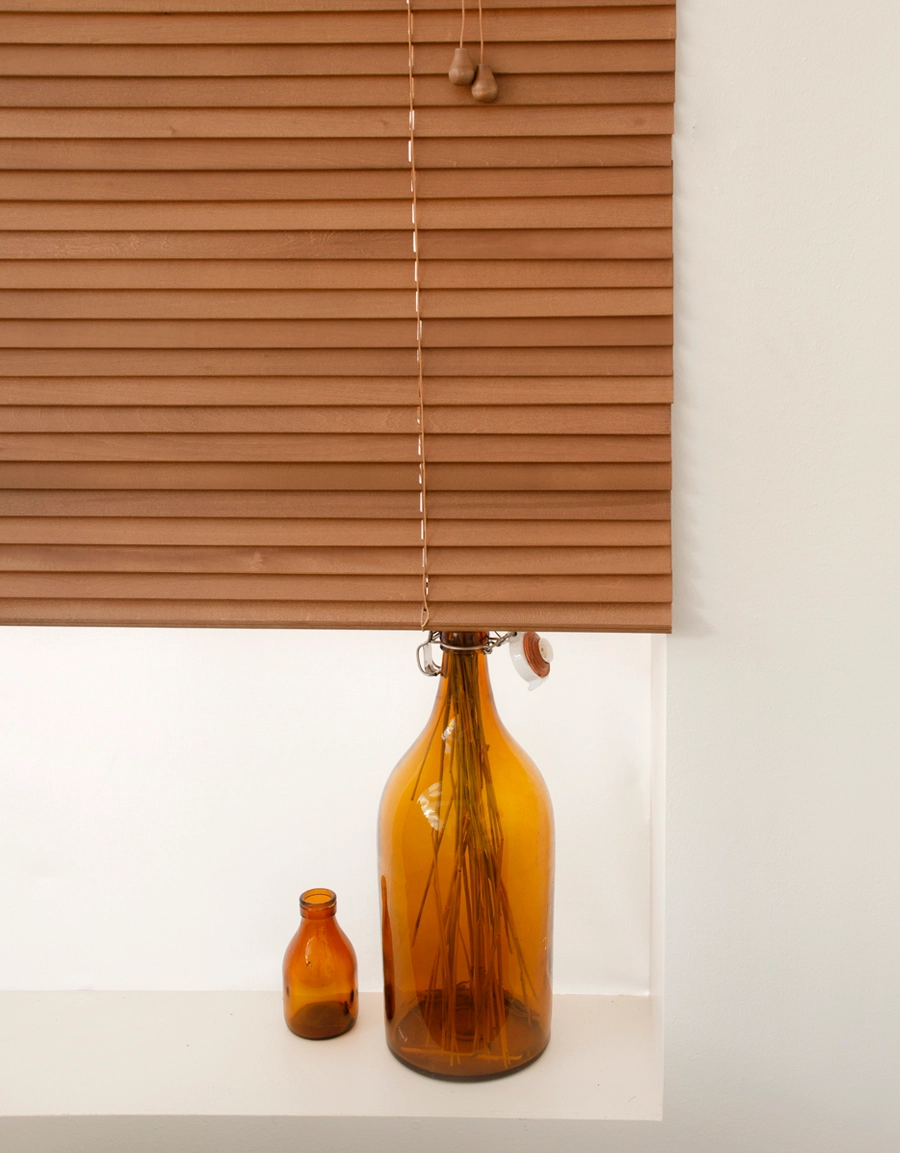 Wooden Venetian blind, slat width 27 mm, cherry, 130 cm height