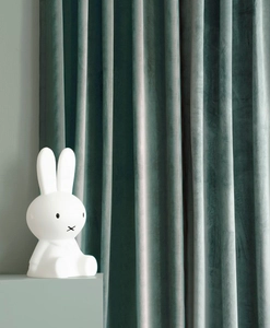 Sammetsgardin Ljuva i duvgrönt, i barnrum