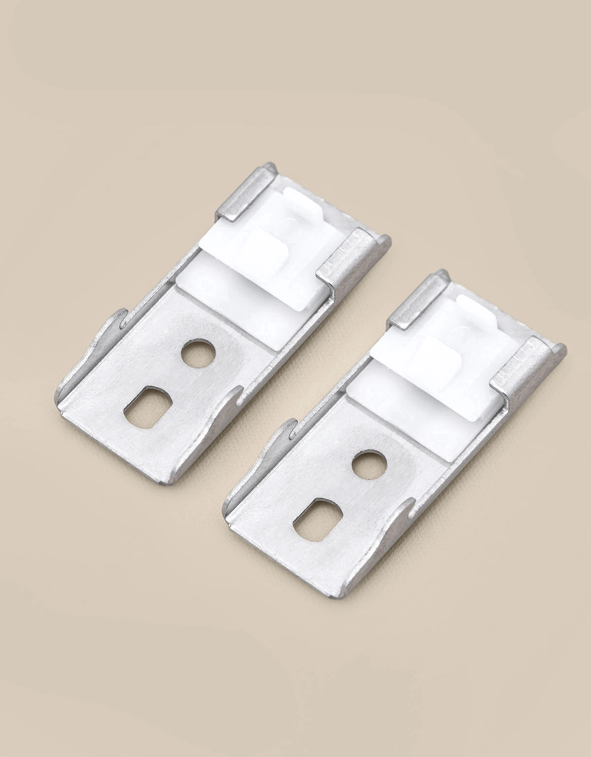 Takfäste till gardinskena Bendable