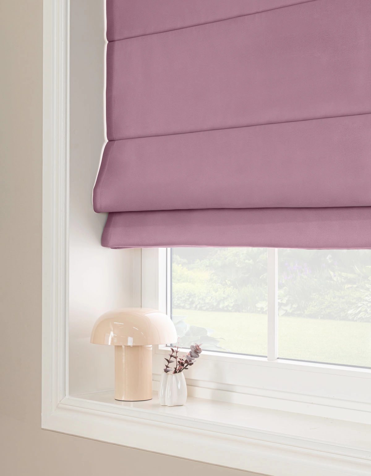 Lila mörkläggande hissgardin