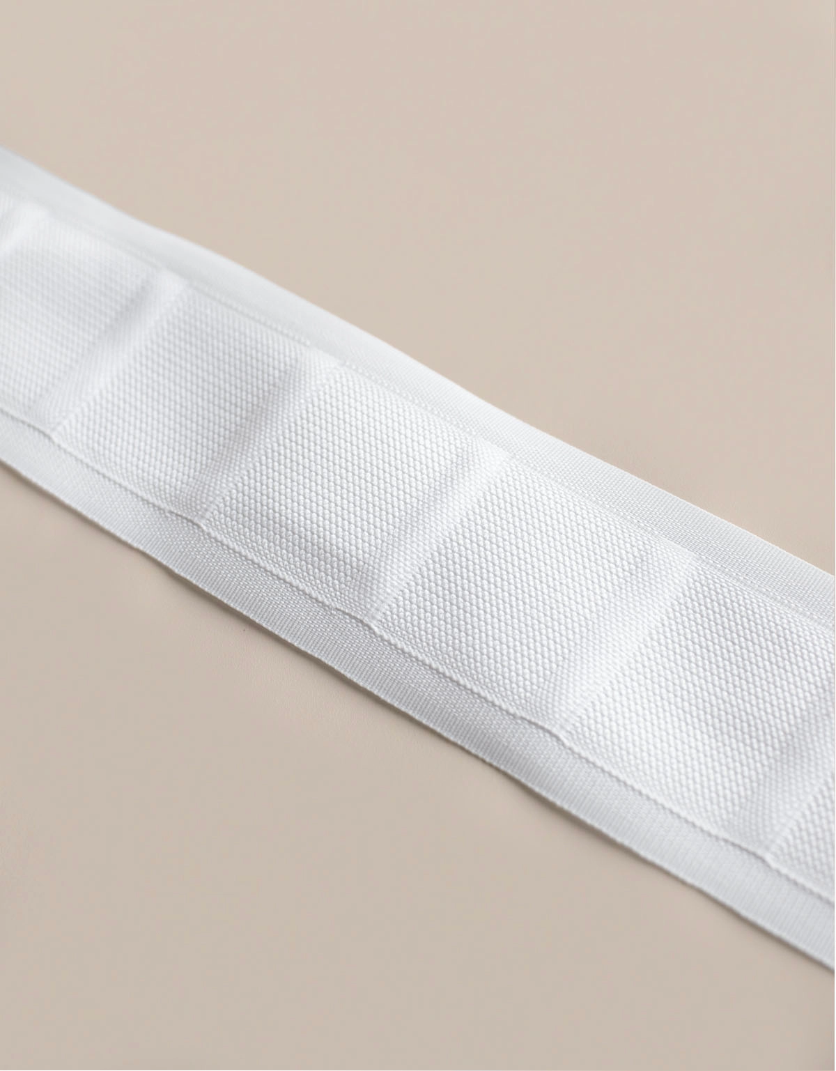 Vitt veckband för fingerkrokar