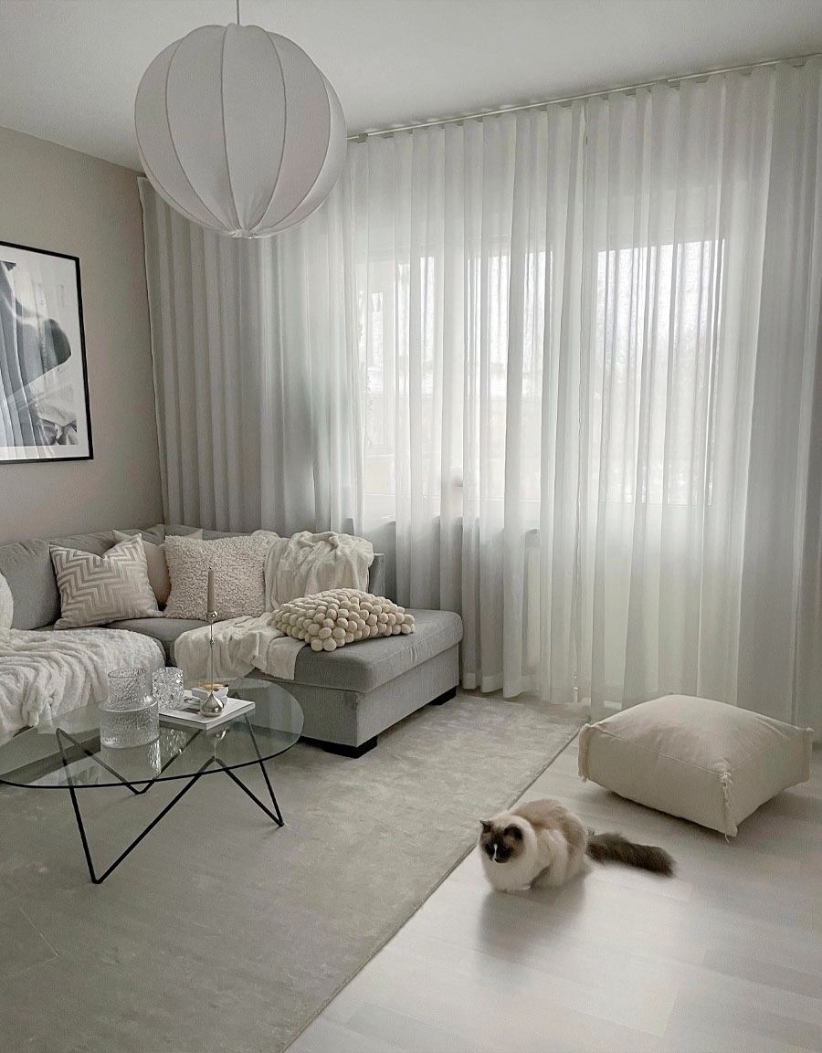 Måttillverkad hotellgardin Leo, transparent vit