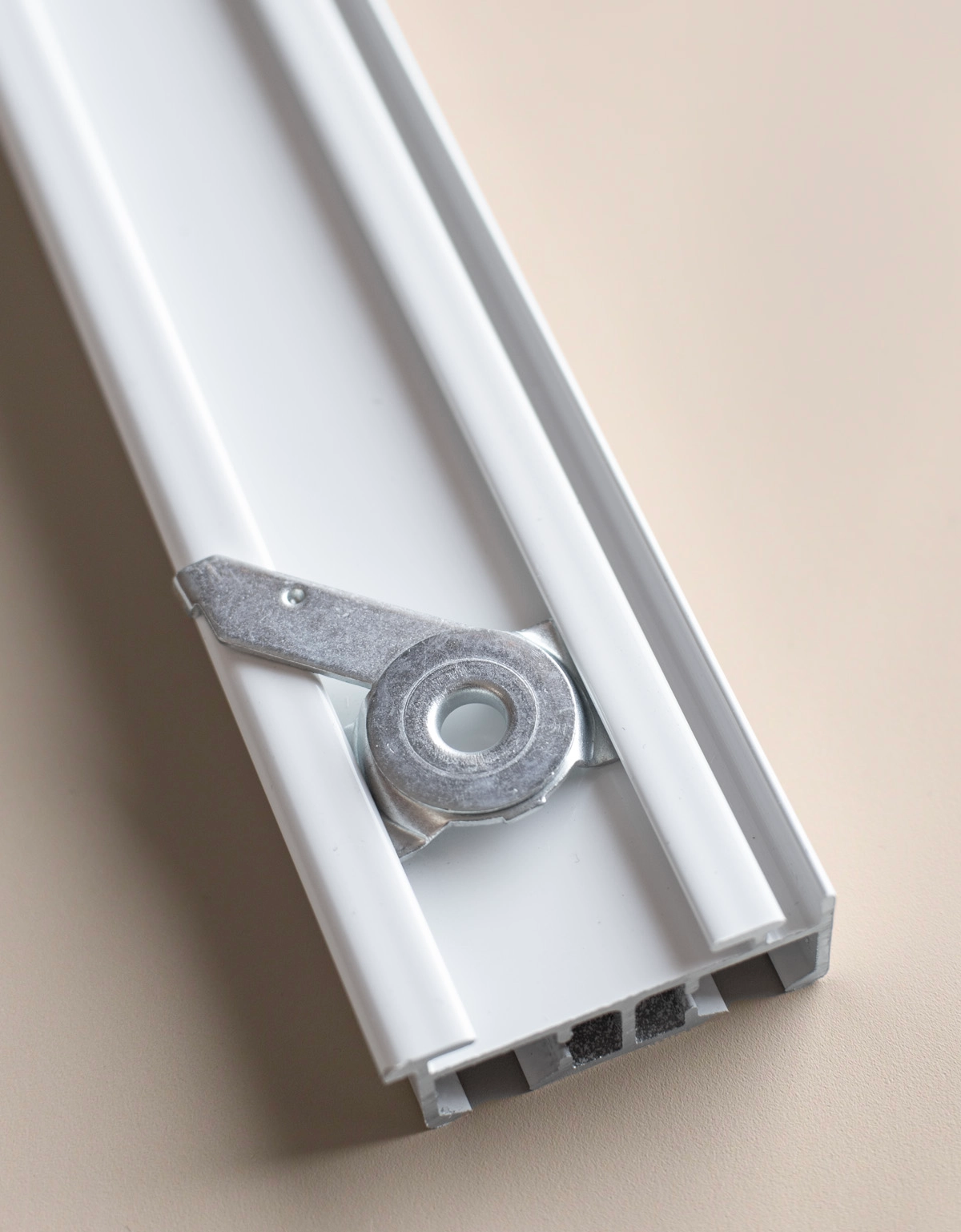 Vridfäste monterat på flerspårsskena