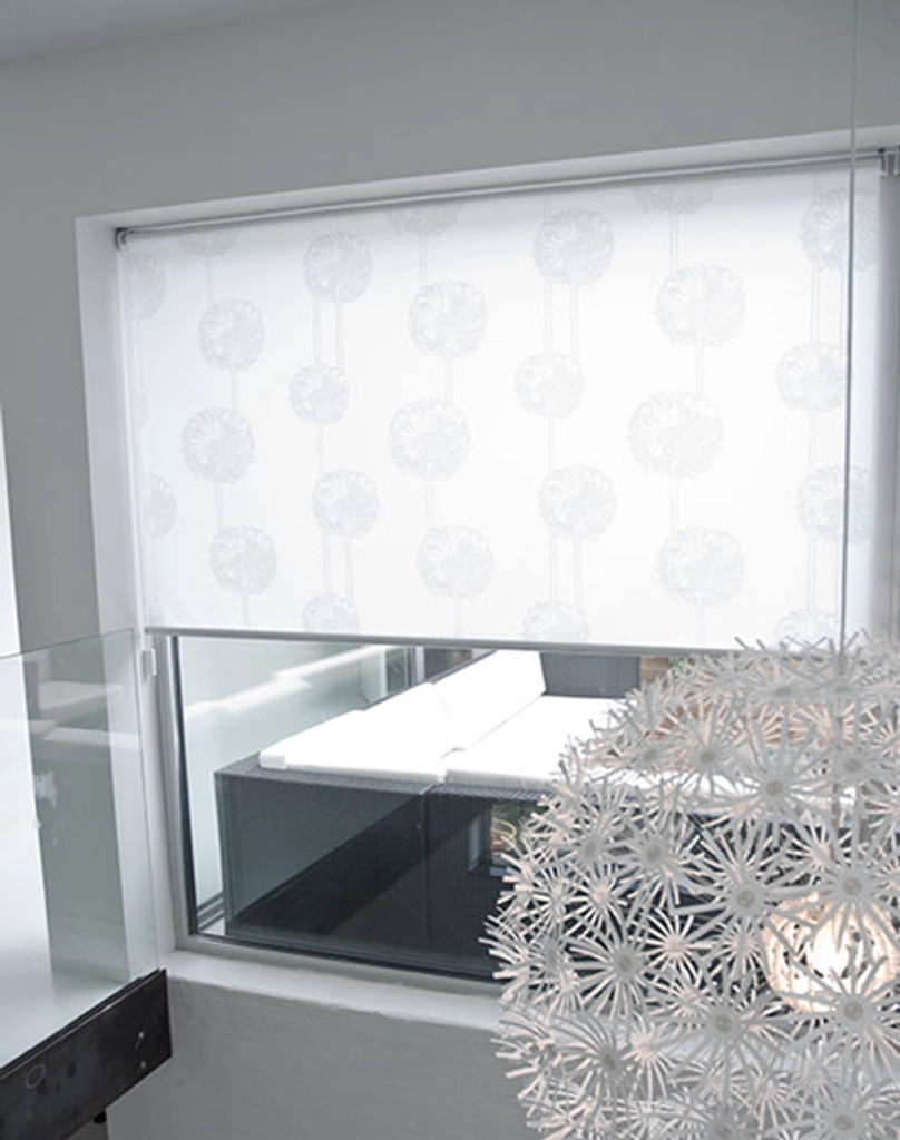 xl large roller blind