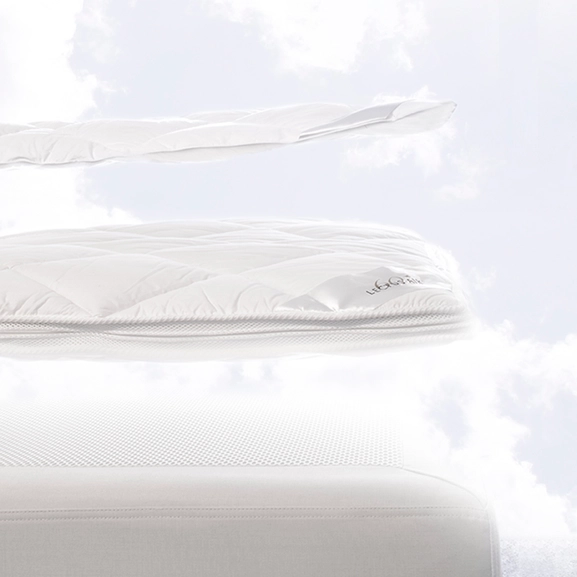 Air flying duvet and mattress topper Lectus