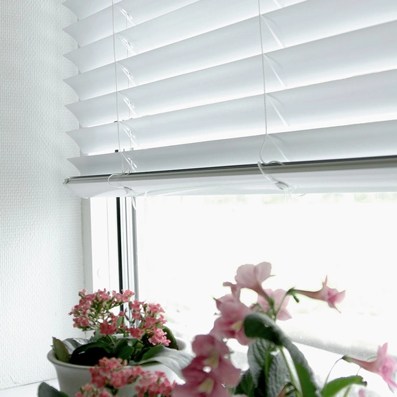 venetian blind white alu 50 mm Hasta