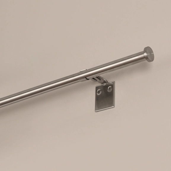 Gardinstång i rostfritt stål med platt ändknopp