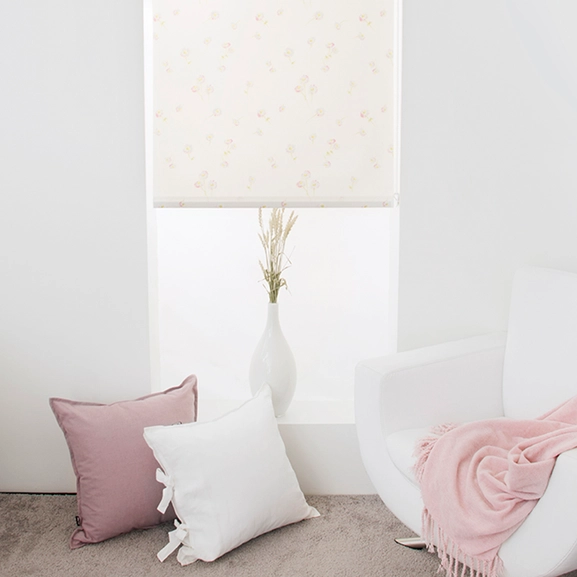 Rullgardin Bellis, rosa, måttillverkad, Hasta