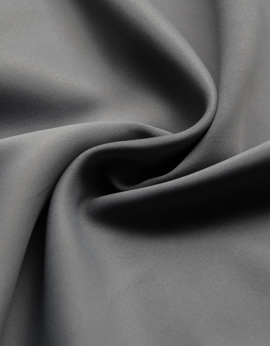 Närbild på Dokie mörkgrå