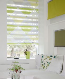 Rullgardin design med mönstret Triangel
