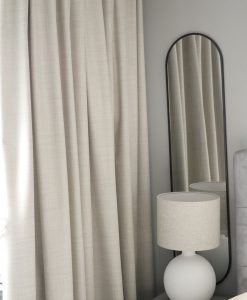 Måttillverkad gardin Silent Night, mörkläggande 100%, beige