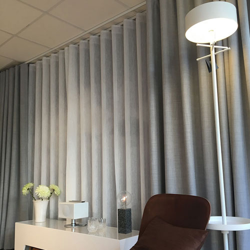 wave gardin med rynkbandskrok