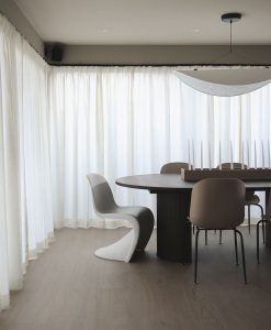 Måttillverkad gardin Lina, varmvit