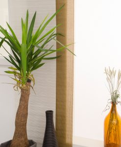 Panelgardin, mörk natur, Hasta