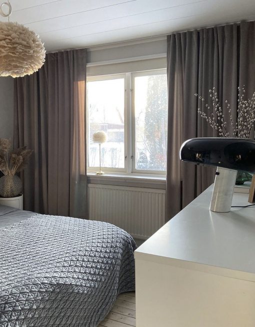 Hotellgardin sammet beige Hasta