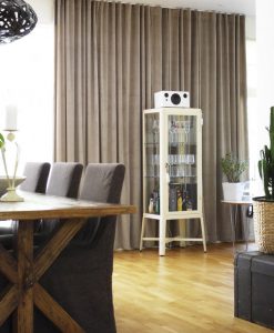 Hotellgardin sammet beige Hasta
